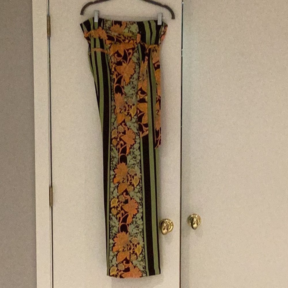Easy to wear palazzo pants with matching top